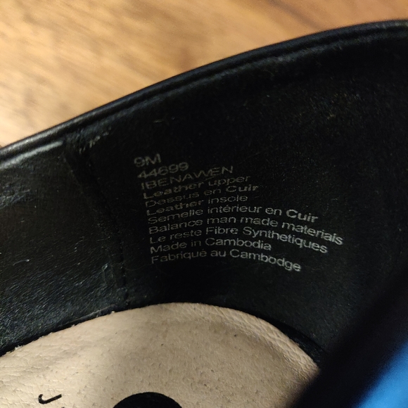 Jessica Genuine Leather Pumps - Picture 7 of 7